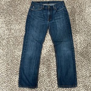 Men’s Levi’s 514 size 33x30 medium wash jeans